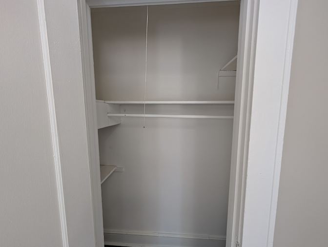 Alcove Rooms's room