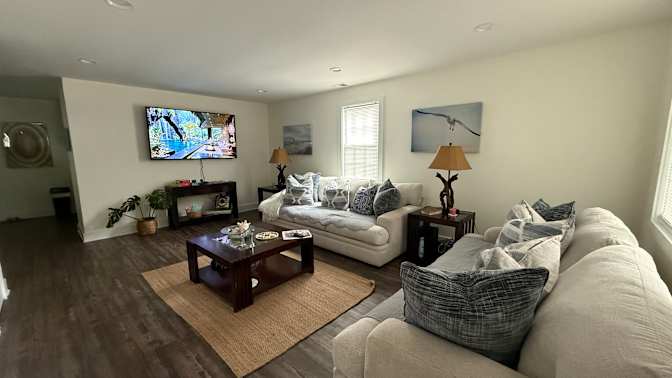 Elsa Mendez's room