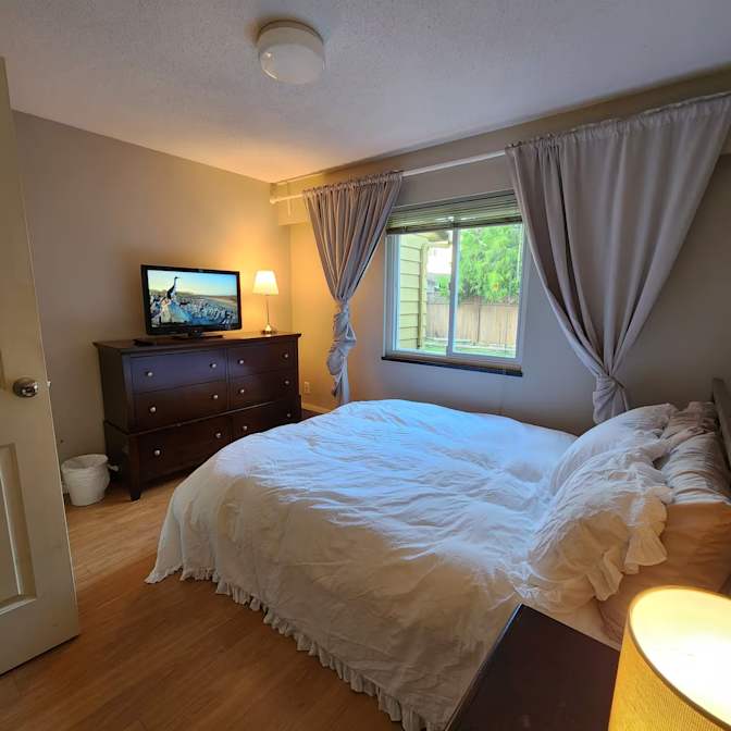 Gina's room