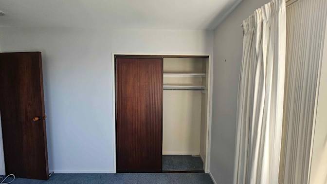 Jun's room