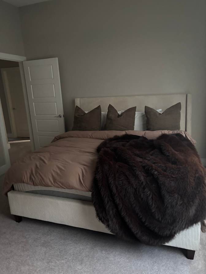 Katherine's room