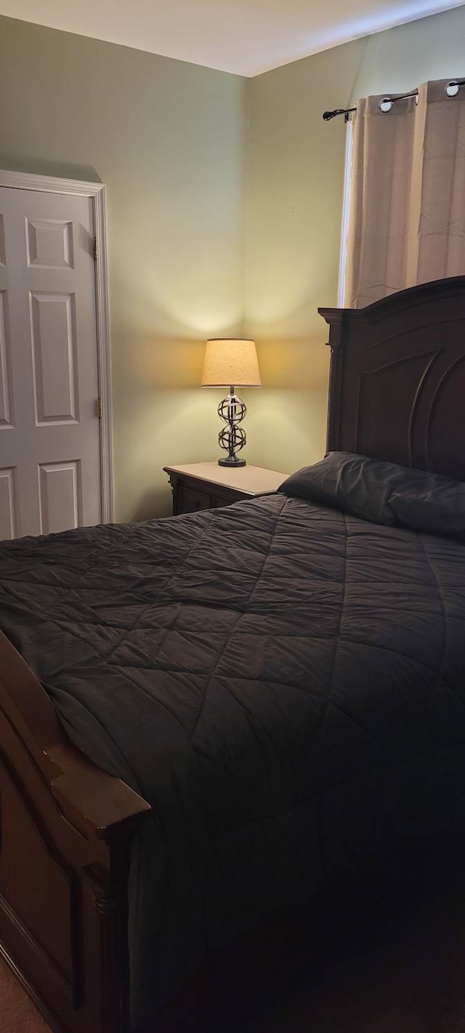 Ken's room