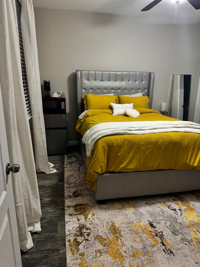 Melissa's room