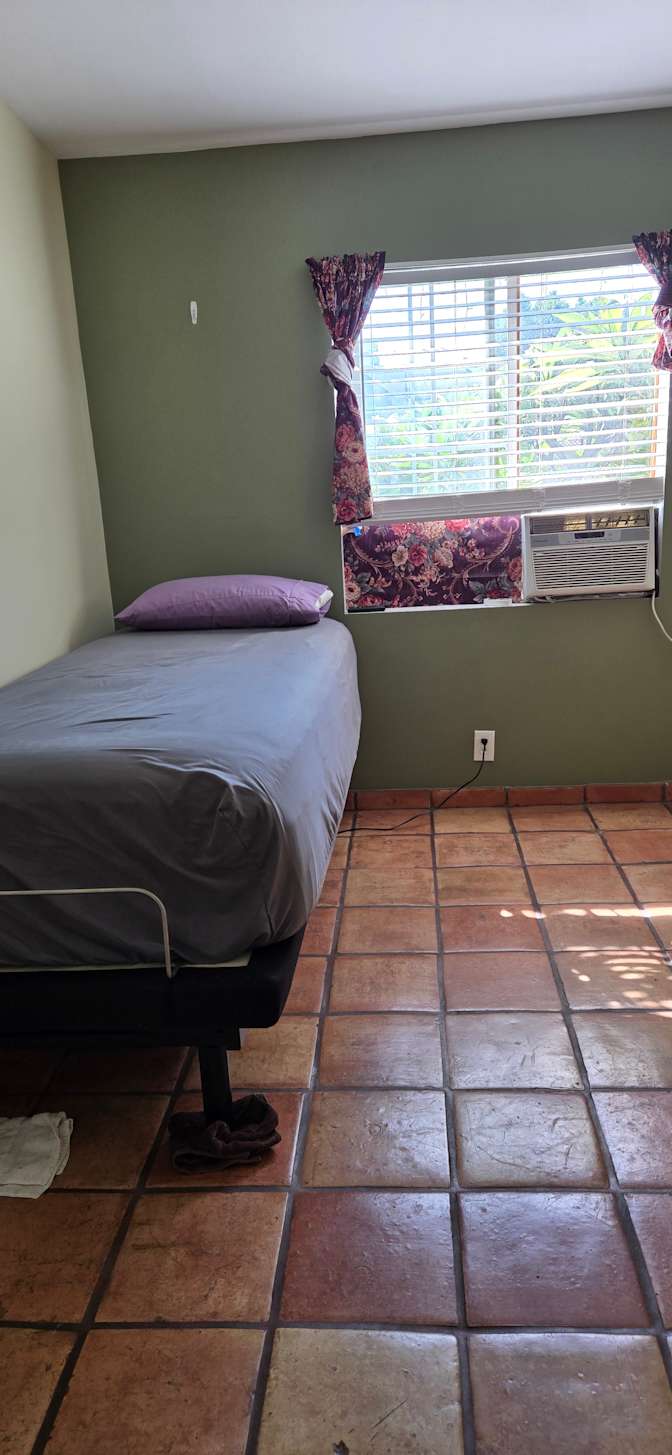 Ismael's room