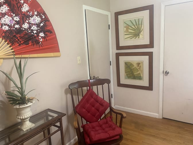 John V Mahan's room