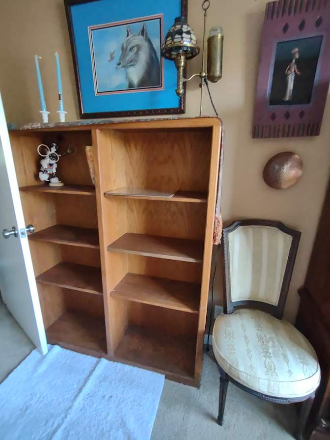 Gayle Wayne's room