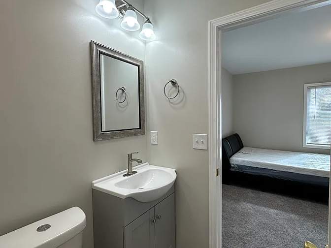 Dinesh Badabendala's room