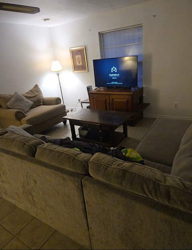 jarren's room