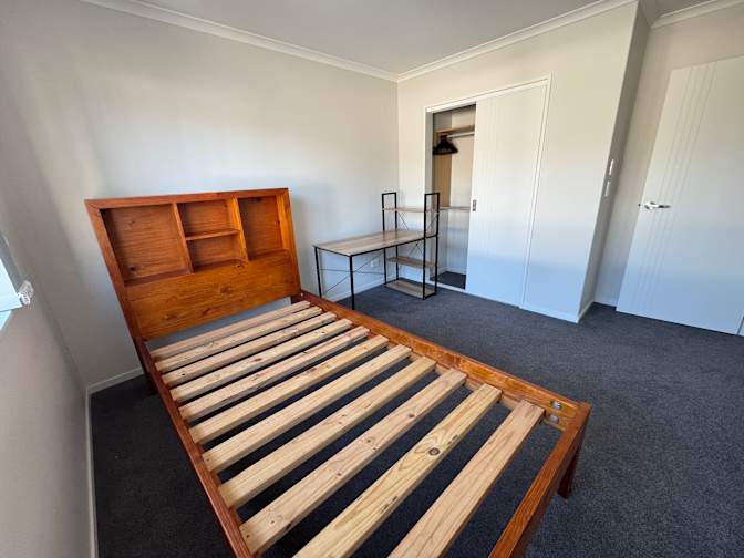 Kinns's room