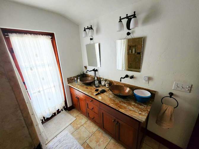 eBale Group's room