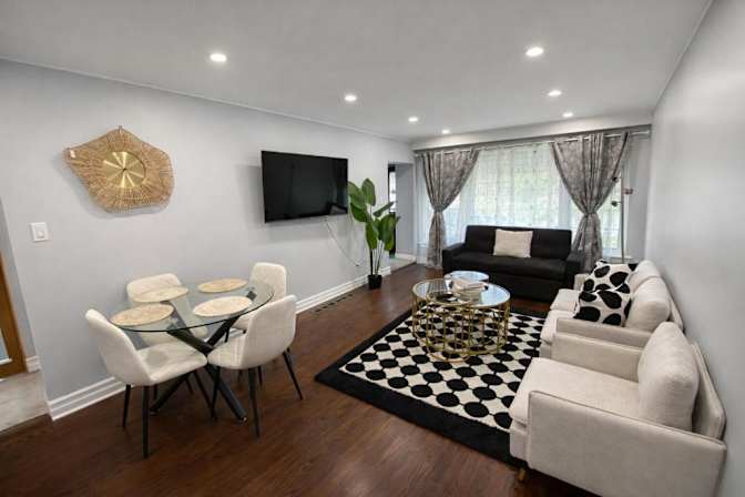 Donna's room