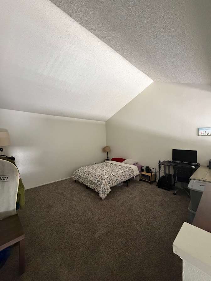 Matias's room