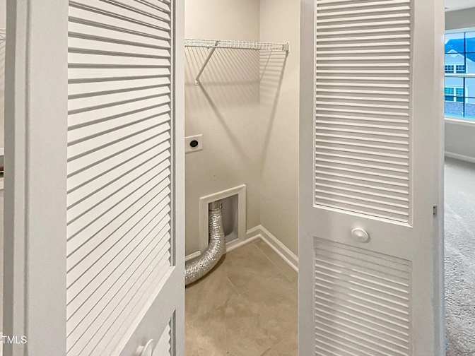 Alcove Rooms's room