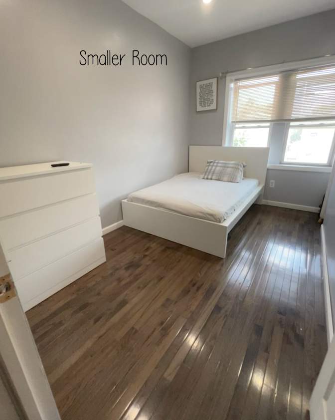 carlos's room