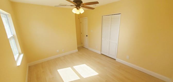 Jason Bryan, Realtor's room