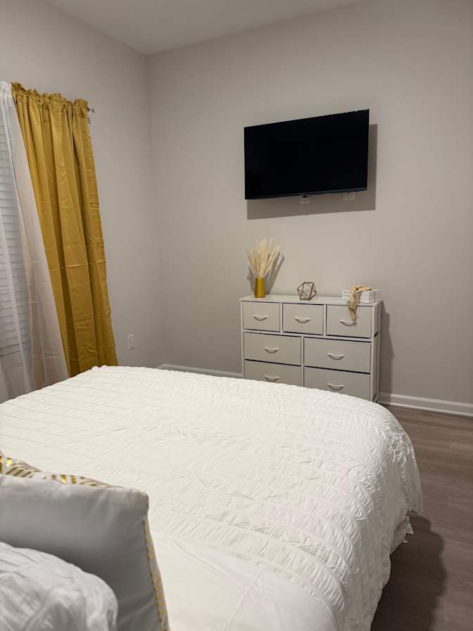 Amoya's room