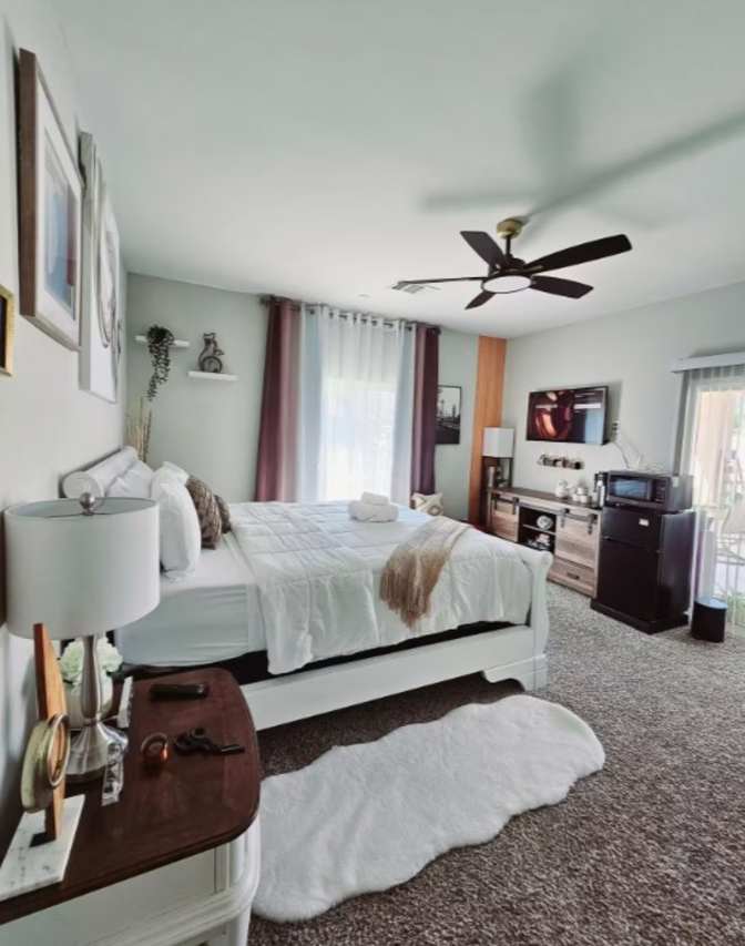 Destiny's room