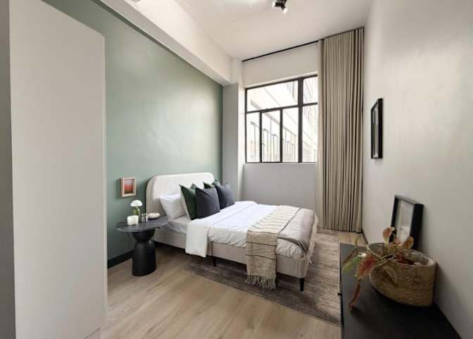 Tracy's room