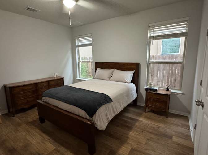 Alice Han's room