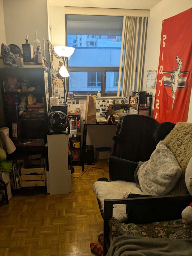 juliet stell's room