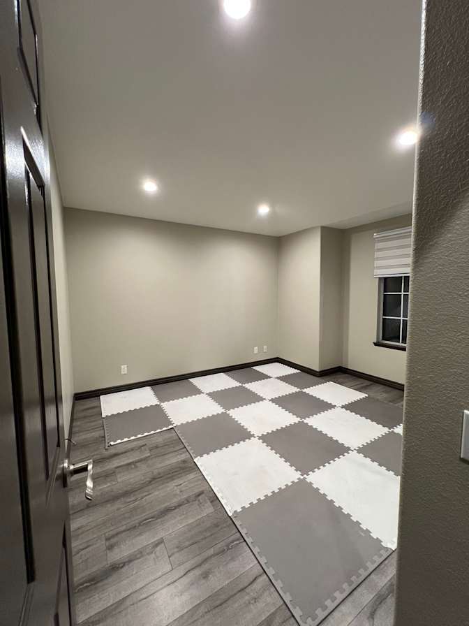 Mark's room