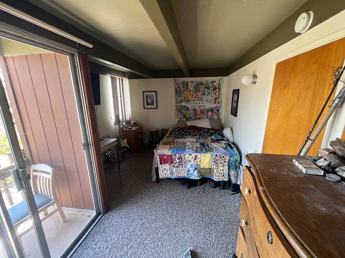 spencer's room