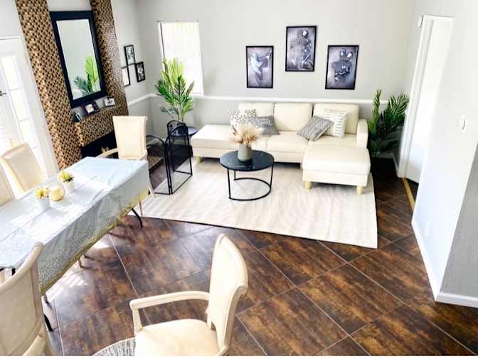 Carmen's room