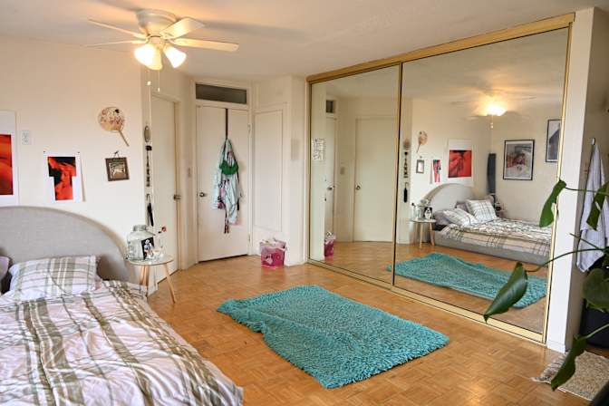 Victoria's room