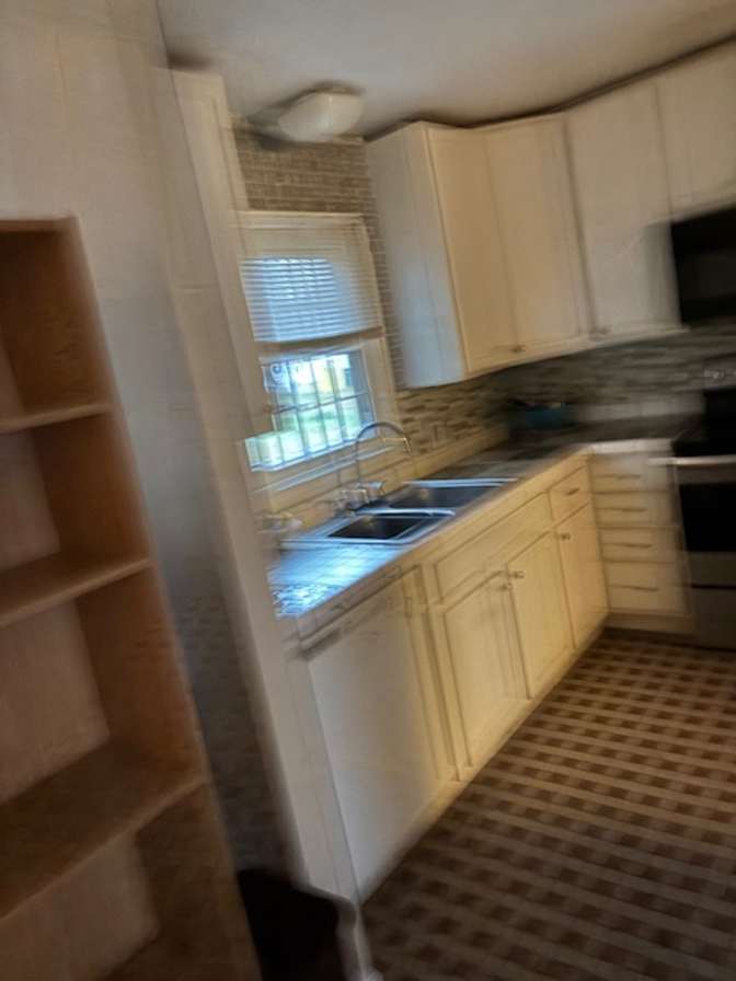 Alcove Rooms's room