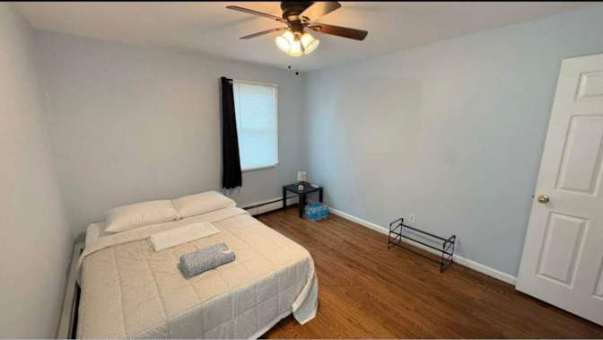 Tee's room
