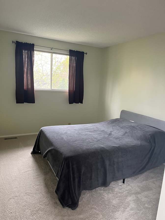 Myriam's room