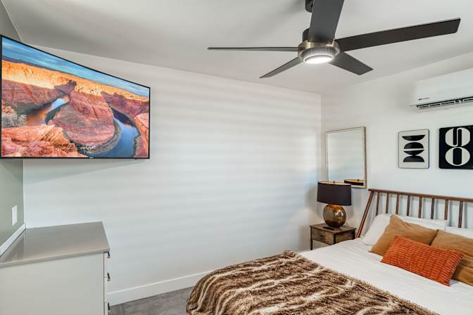 Lou Lou's room