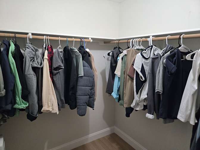 Carlos's room