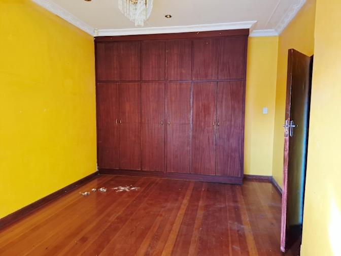 Vuyo's room