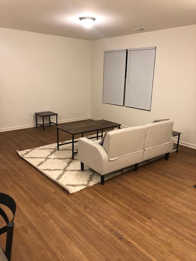 Alcove Rooms's room