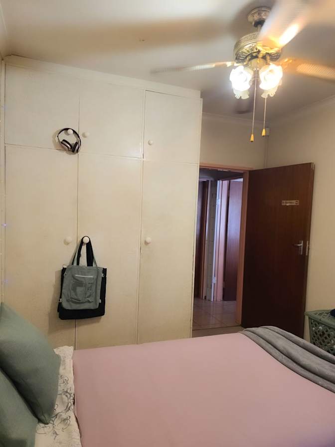 KG & Lisa's room