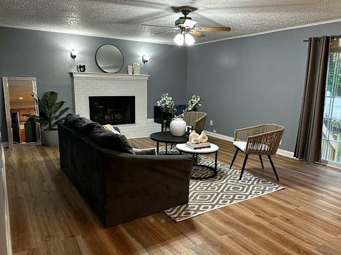 Damarley's room