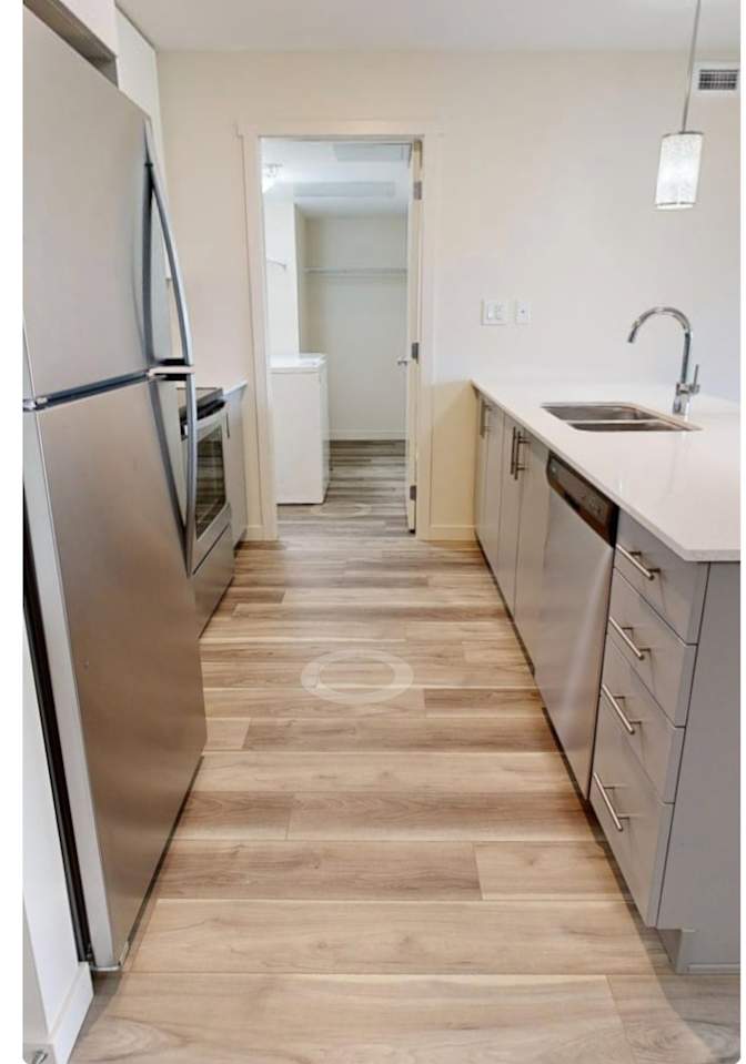 Duncan J Stanyer's room