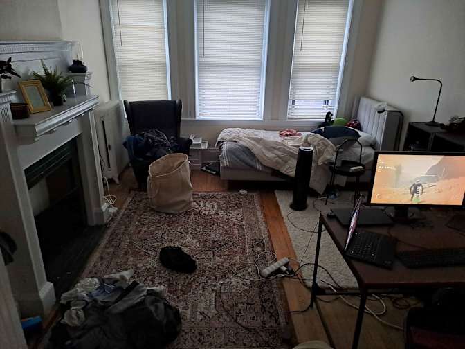 Rina's room