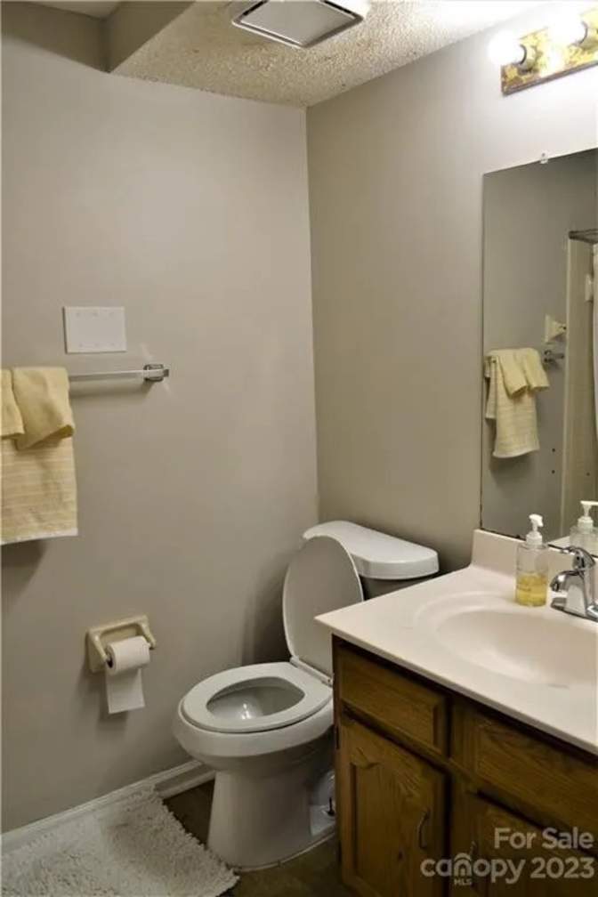 Alcove Rooms's room
