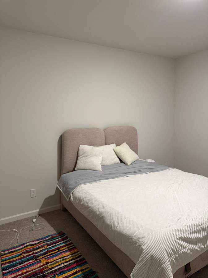 Berat's room