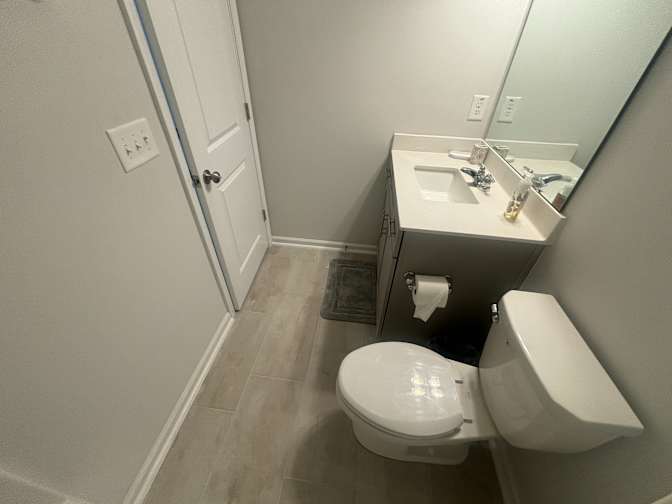 Alcove Rooms's room