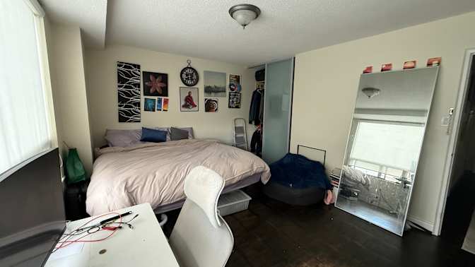 Toyosi's room