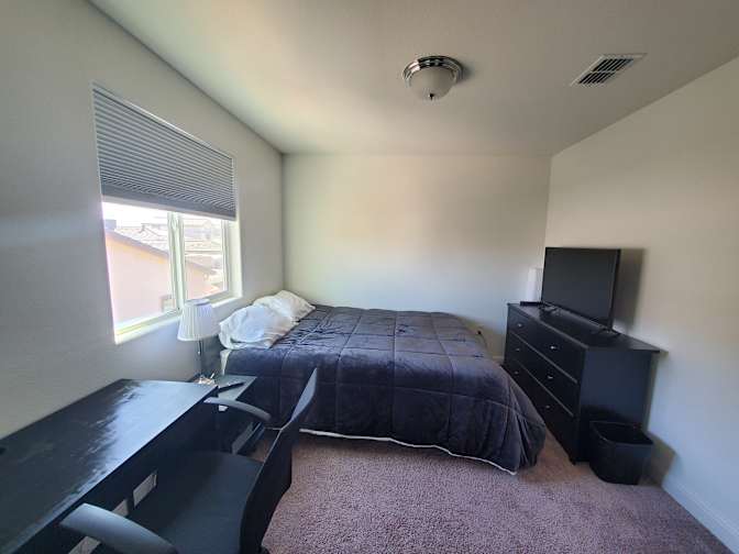 Esteban's room