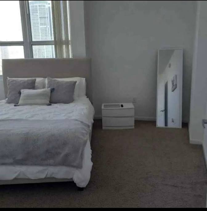 Mery torres's room