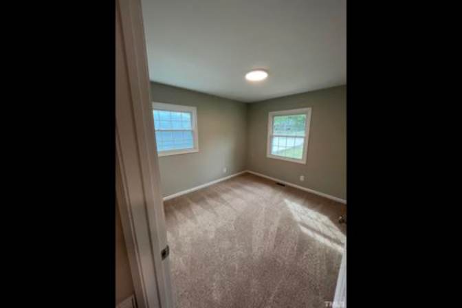 Alcove Rooms's room