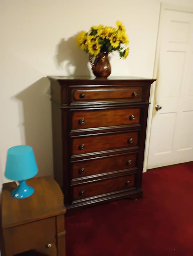 Lee's room