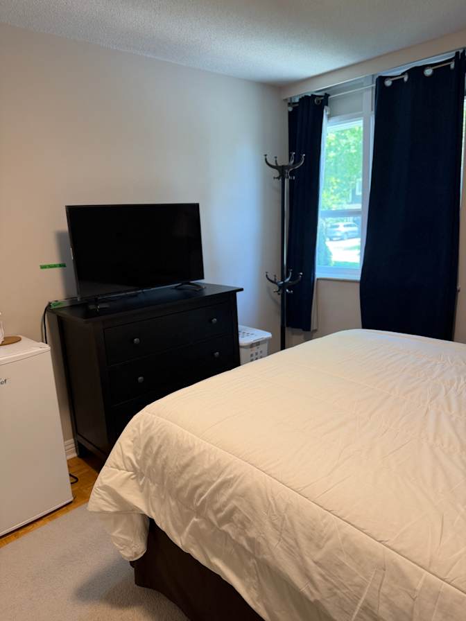 Jia's room