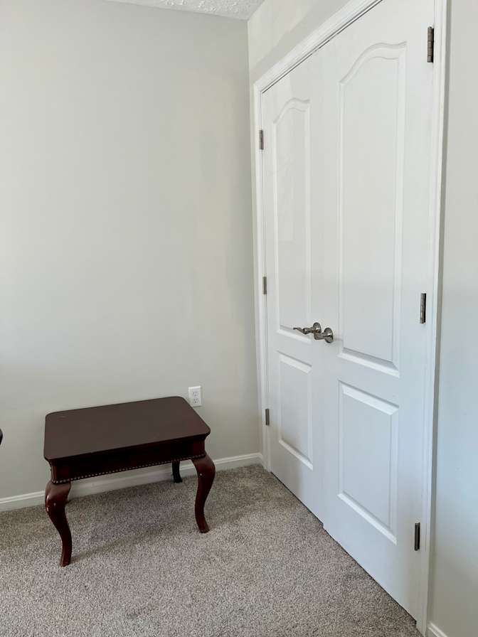 Deonarine's room