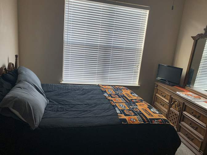 Jasmyn's room